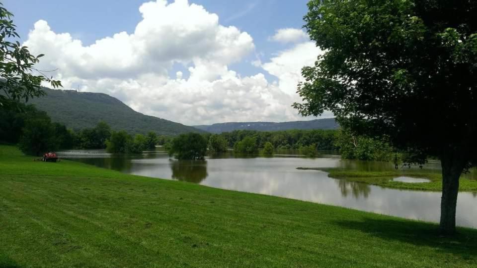 Elder Mountain Room At Tennessee Riverplace 채터누가 외부 사진